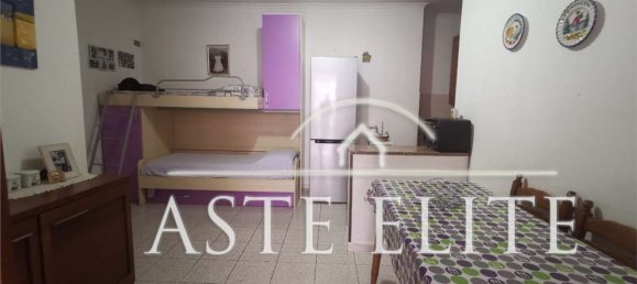 Apartamento de 2 habitaciónes en Ardea, Italy No. 25841 5