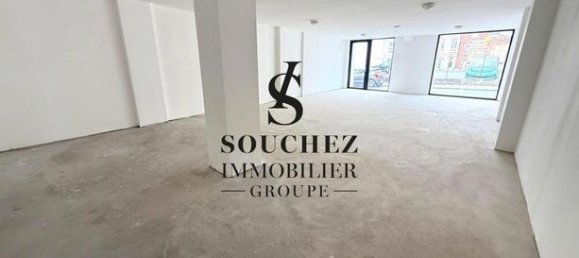 78m² Commercial property in Arras, France No. 309598 3