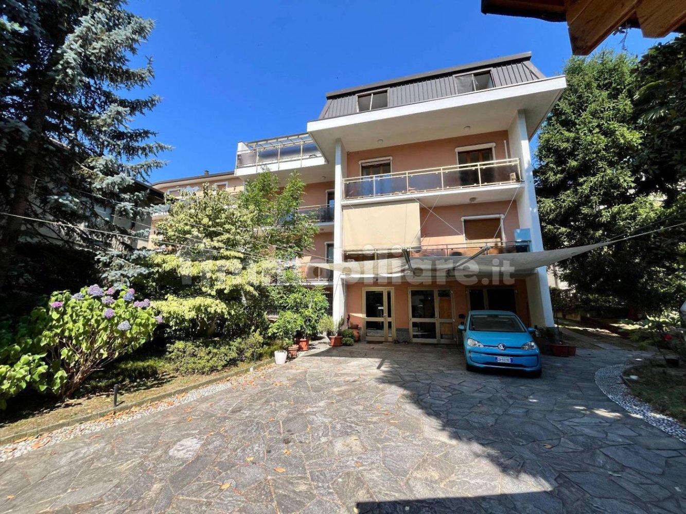 1 Schlafzimmer Wohnung in Mariano Comense, Italy, Nr. 270068