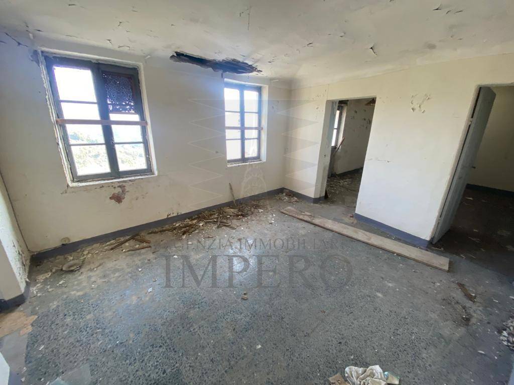 3 Schlafzimmer Haus in Ventimiglia, Italy, Nr. 155235