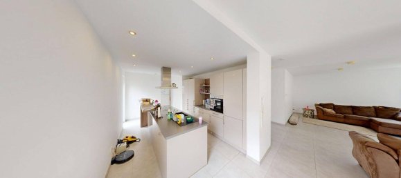 4 bedrooms House in Kaiserslautern, Germany No. 318656 22