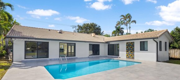 4 Schlafzimmer Villa in Miami, USA, Nr. 614998 8