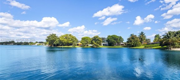 4 Schlafzimmer Villa in Miami, USA, Nr. 614998 7