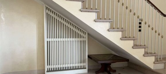 4 bedrooms Penthouse in Modena, Italy No. 20788 6