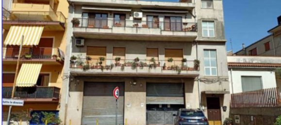 6-Zimmer Wohnung in Palmi, Italy, Nr. 238346 2