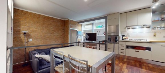 2 rooms Apartment in Milan, Italy No. 244666 2