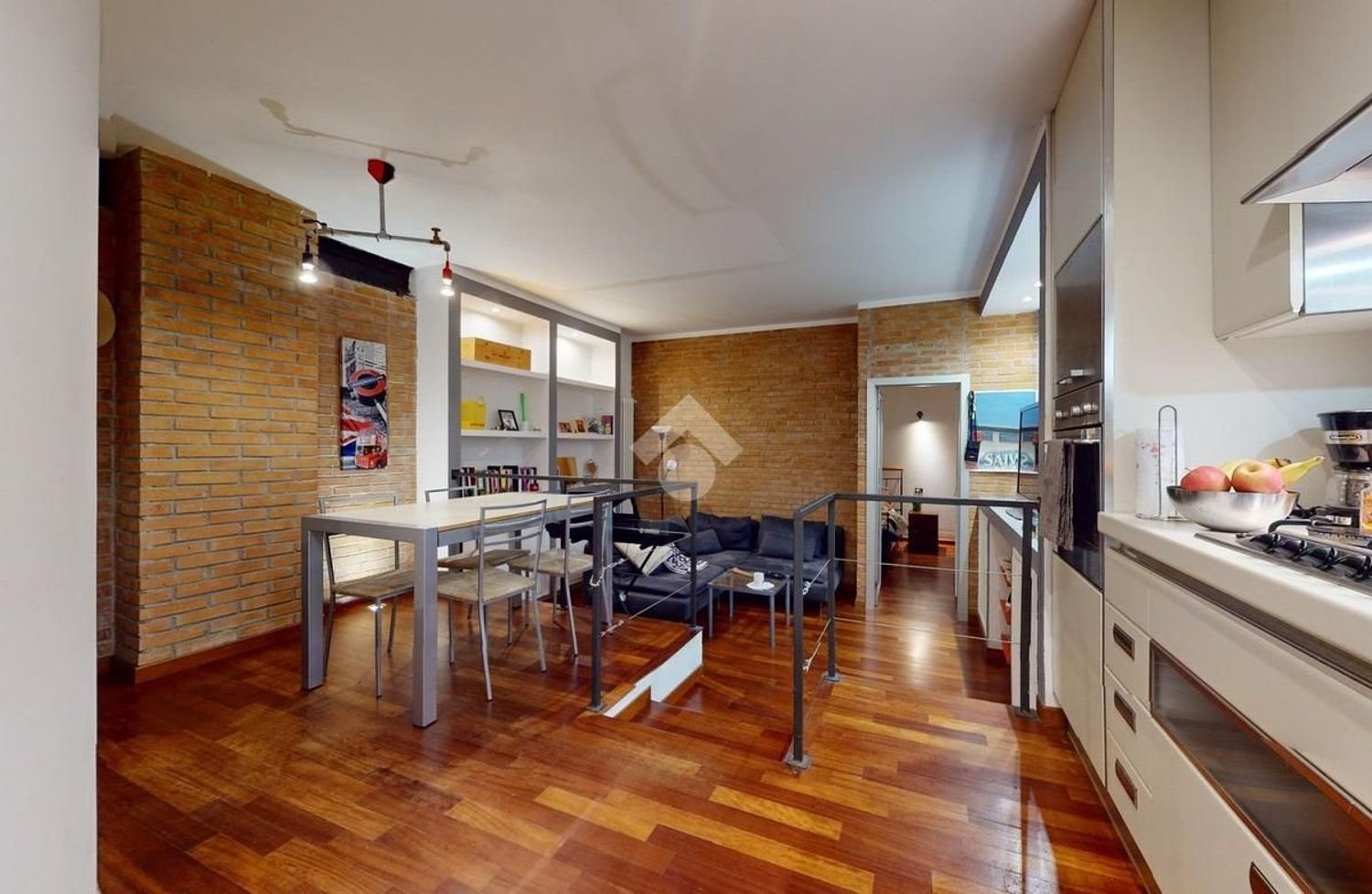 2 rooms Apartment in Milan, Italy No. 244666