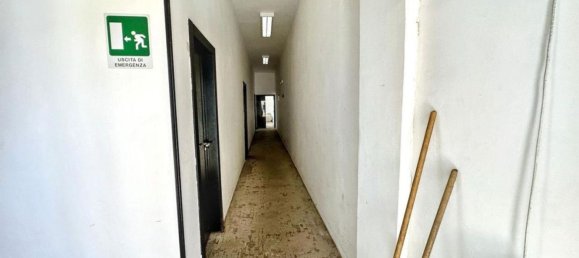 Склад 5982м² в Nardò, Италия № 331431 15