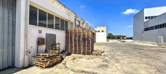 Склад 5982м² в Nardò, Италия № 331431 4