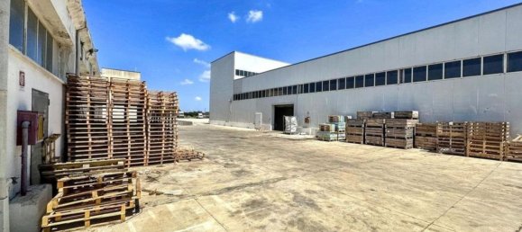 Склад 5982м² в Nardò, Италия № 331431 2