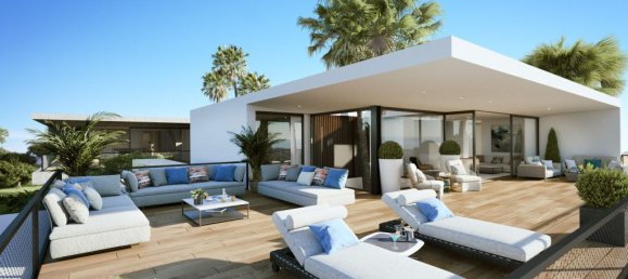5 bedrooms Villa in Sotogrande, Spain No. 2893 7