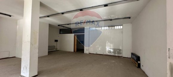 Gewerbliche Immobilie in Trescore Balneario, Italy 151m², Nr. 313780 10