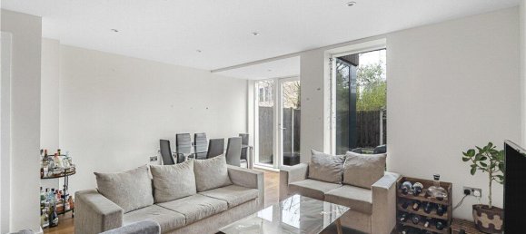 3 Schlafzimmer Haus in London, United Kingdom, Nr. 8733 20