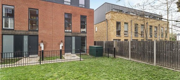 3 Schlafzimmer Haus in London, United Kingdom, Nr. 8733 22