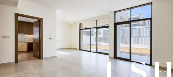 Villa de 4 dormitorios en Al Furjan, UAE No. 98063 5
