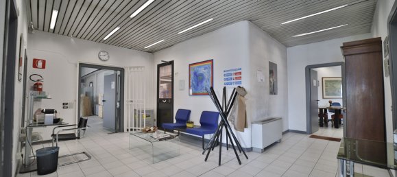 1050m² Warehouse in Segrate, Italy No. 113198 19