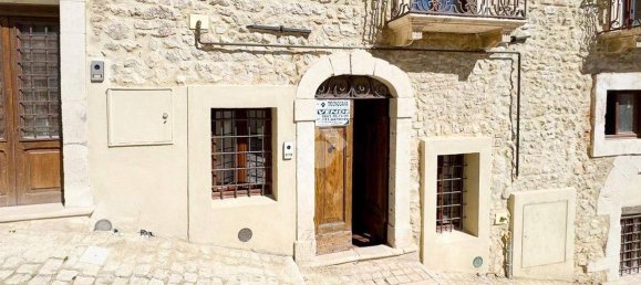 1 غرف نوم شقة في L'Aquila, Italy رقم 211798 11