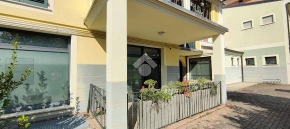 Gewerbliche Immobilie in Nave, Italy 85m², Nr. 85687 6