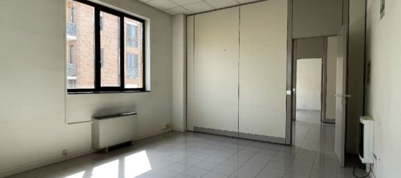 70m² Office in Nonantola, Italy No. 169064 6