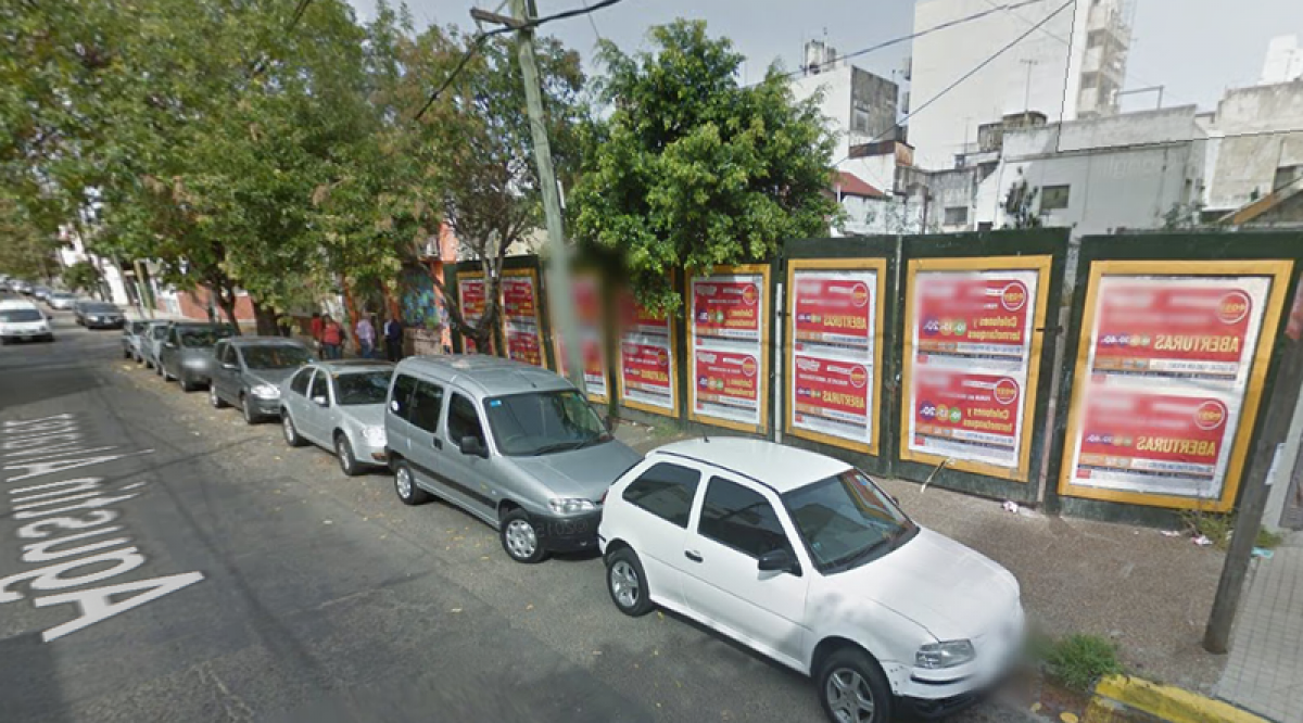 Grundstück in Vicente Lopez, Argentina, Nr. 32194