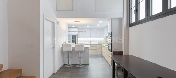 4 Schlafzimmer Doppelhaus in Sants-Montjuic, Spain, Nr. 143348 21