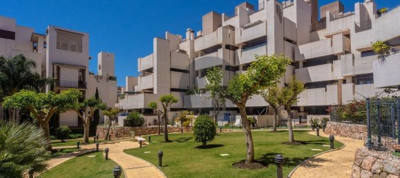 2 bedrooms Penthouse in Estepona, Spain No. 51455 25