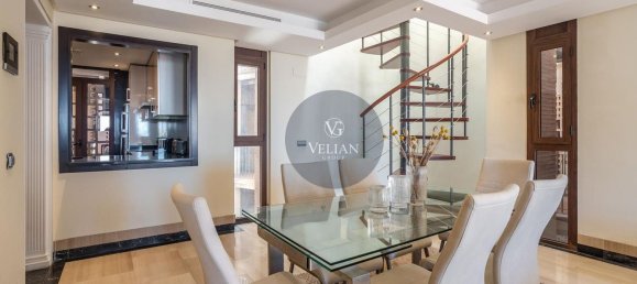 2 bedrooms Penthouse in Estepona, Spain No. 51455 8