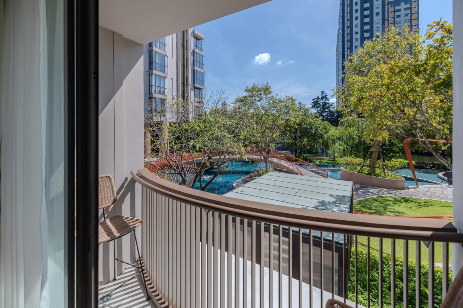 Кондоминиум  с 2 спальнями в Пляж Рейли, Таиланд № 65609