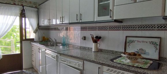 5 Schlafzimmer Haus in Nava del Rey, Spain, Nr. 78059 7