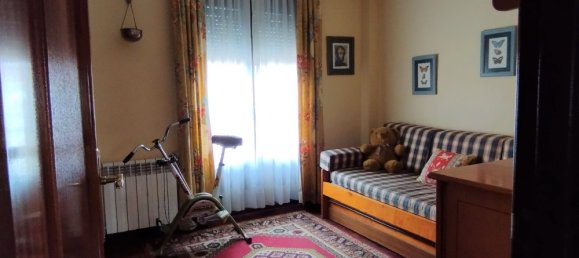 5 Schlafzimmer Haus in Nava del Rey, Spain, Nr. 78059 12