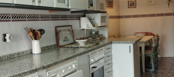 5 Schlafzimmer Haus in Nava del Rey, Spain, Nr. 78059 6