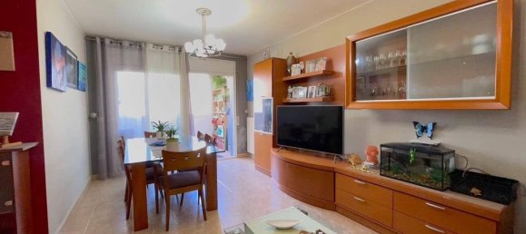 2 bedrooms Apartment in Figueres, Spain No. 185870 3