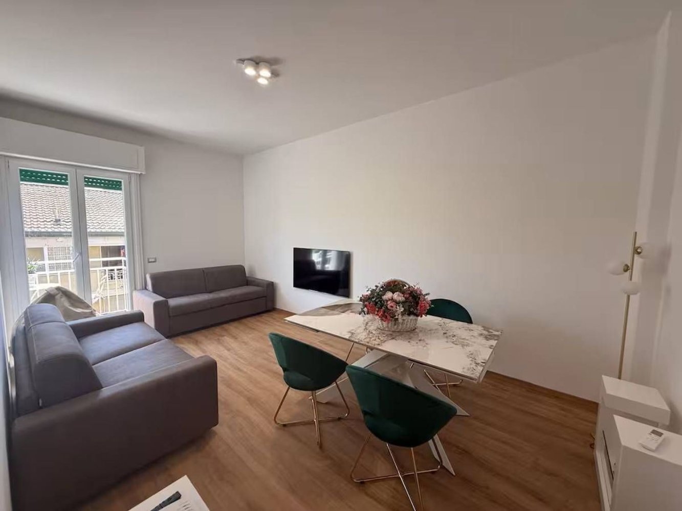 4-Zimmer Wohnung in Viareggio, Italy, Nr. 258697