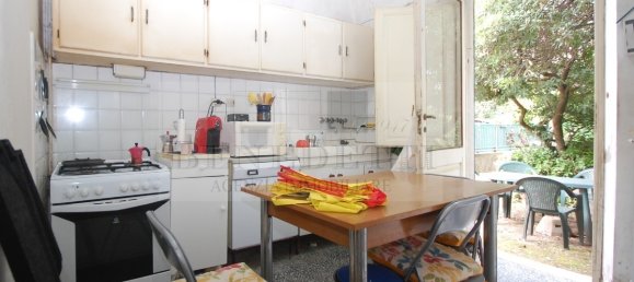 3 bedrooms House in Pietrasanta, Italy No. 290722 24