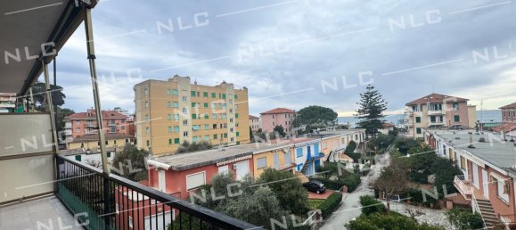 Apartamento de 5 habitaciónes en Lavagna, Italy No. 79849 8