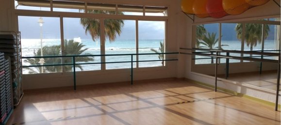 380m² Commercial property in Altea, Spain No. 285420 3