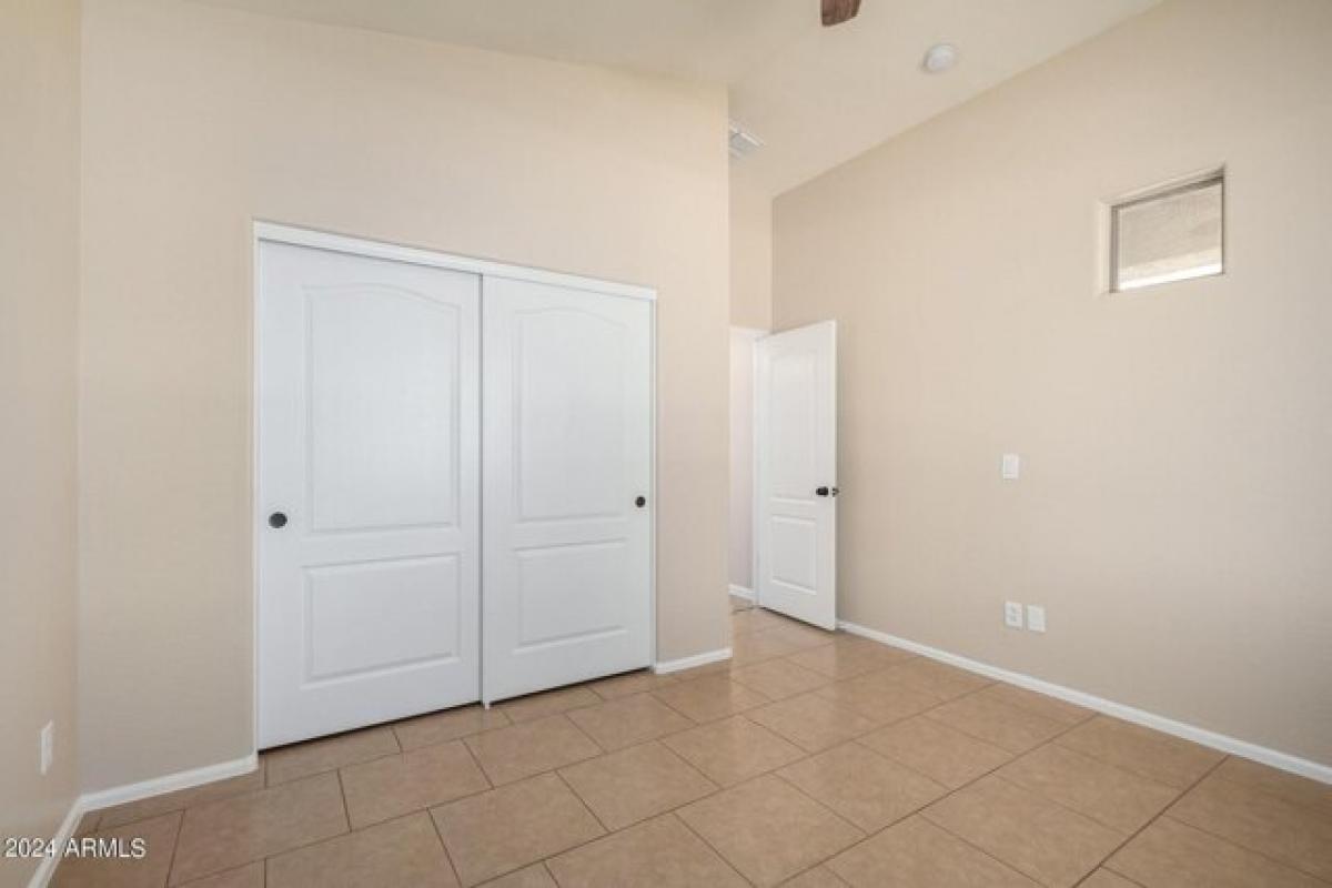 5 bedrooms House in Goodyear, USA No. 427138