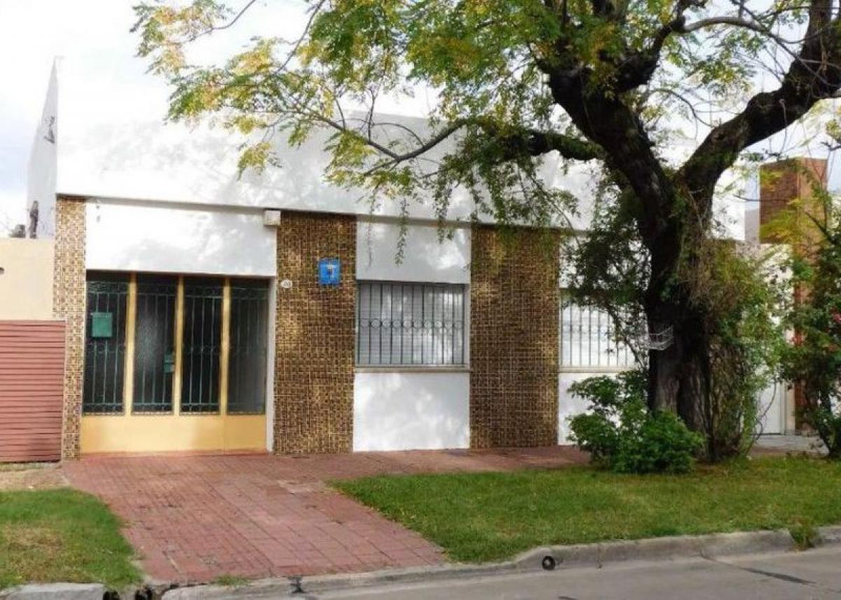 5 bedrooms House in Lomas de Zamora, Argentina No. 62602