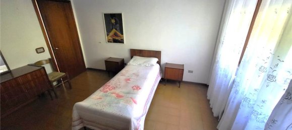 3 bedrooms Land in Sant'Elpidio a Mare, Italy No. 92717 10