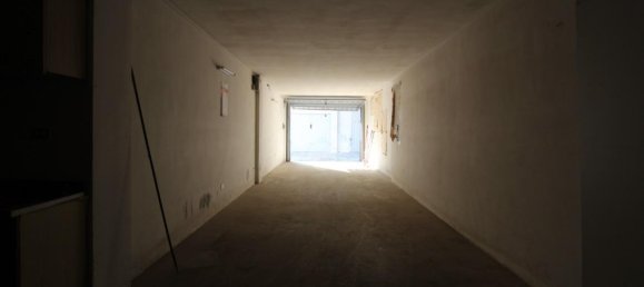 1 room Garage in Brindisi, Italy No. 74463 13