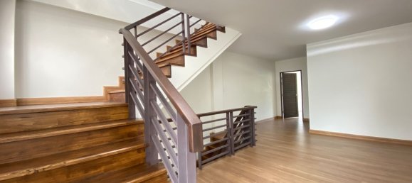 2 bedrooms Commercial property in Chiang Mai, Thailand No. 27043 8