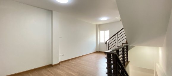 2 bedrooms Commercial property in Chiang Mai, Thailand No. 27043 4