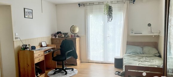 4 bedrooms House in Antigny, France No. 102452 8