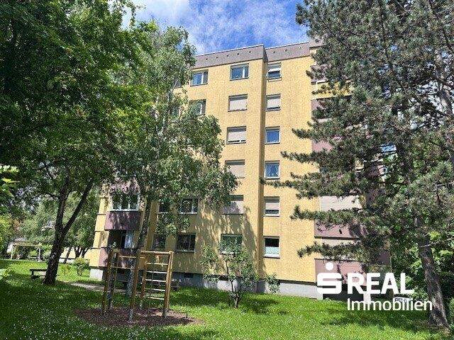 Apartamento de 3 habitaciónes en Linz, Austria No. 182876