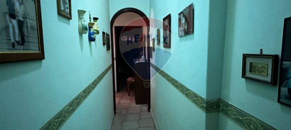 2 Schlafzimmer Wohnung in Catania, Italy, Nr. 266411 11