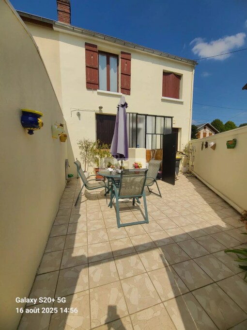 6-Zimmer Stadthaus in Chambly, France, Nr. 326444