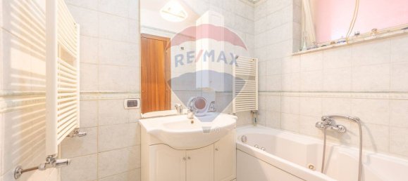 3 Schlafzimmer Wohnung in Rome, Italy, Nr. 352672 12