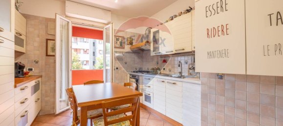 3 Schlafzimmer Wohnung in Rome, Italy, Nr. 352672 26