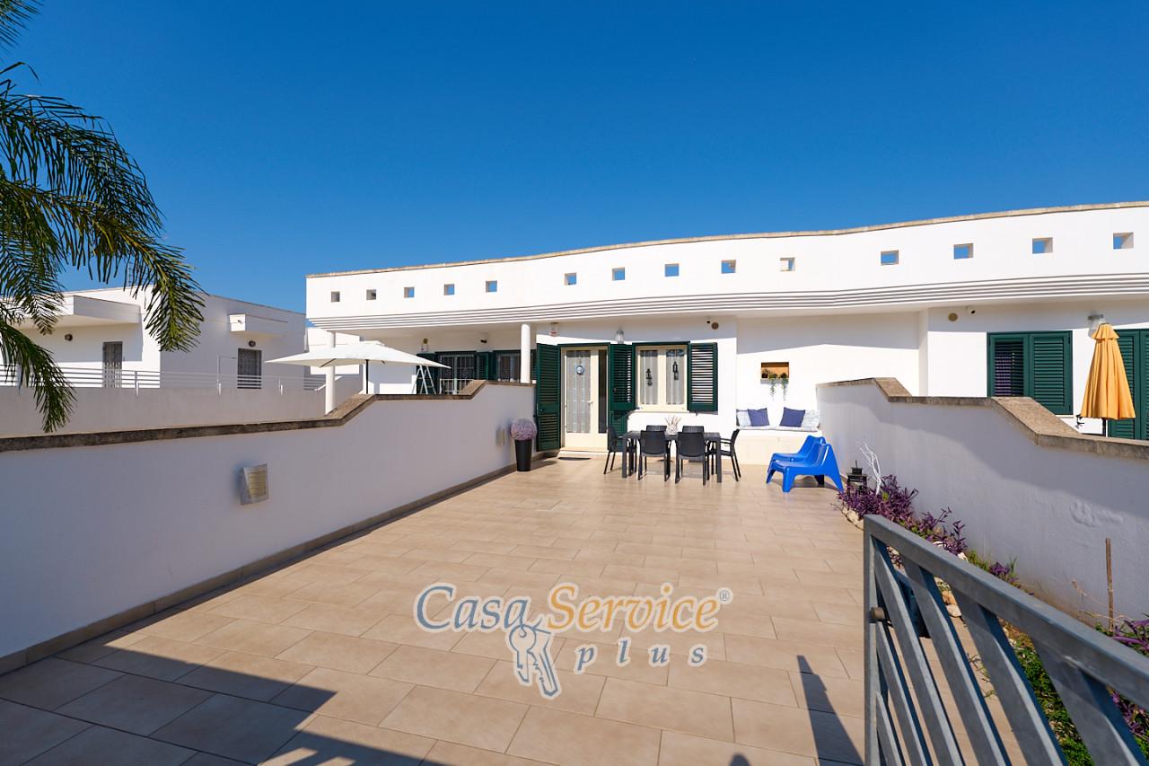 3 rooms Villa in Taviano, Italy No. 238194