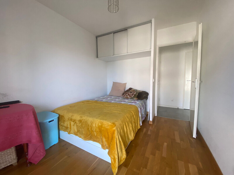 2 Schlafzimmer Wohnung in Bobigny, France, Nr. 180194
